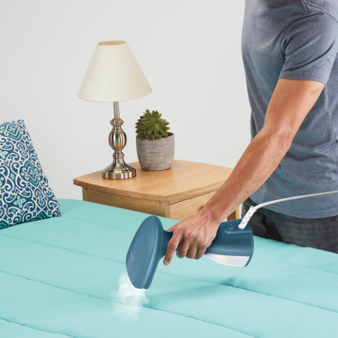 Lightweight Fabric Steamer